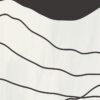 Pieza abstracta minimalista en blanco y negro