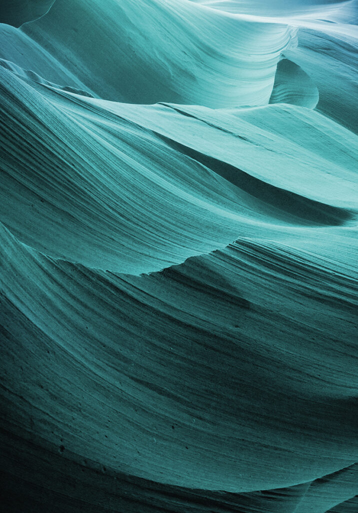 Capas abstractas en azul y verde