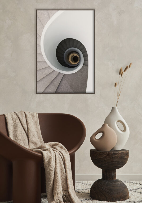 Escalera en espiral con diseño minimalista