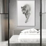 Leopardo en estilo minimalista blanco y negro