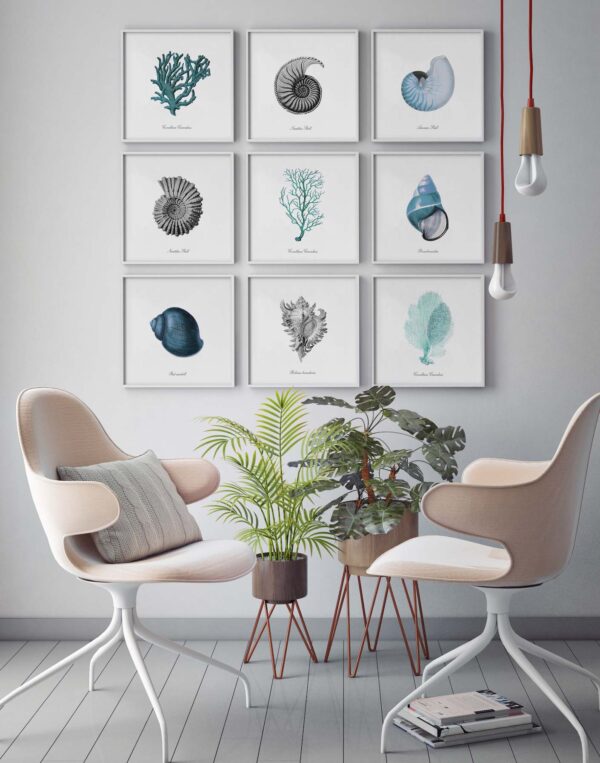 Exposición artística moderna con plantas
