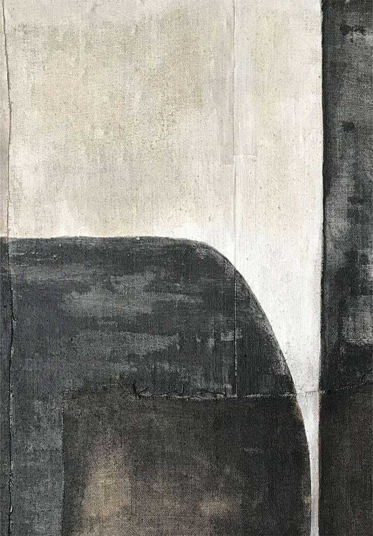 Obra abstracta en escala de grises con textura