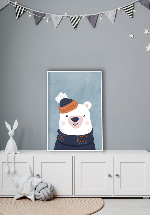 Oso Polar Abrigado: Ilustración Invernal para Decoración