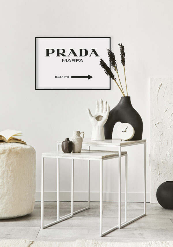 Diseño gráfico minimalista en negro sobre blanco
