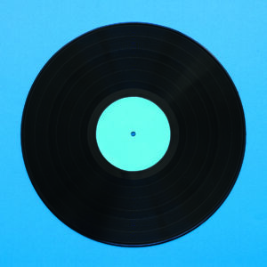 Vinilo vintage sobre fondo azul