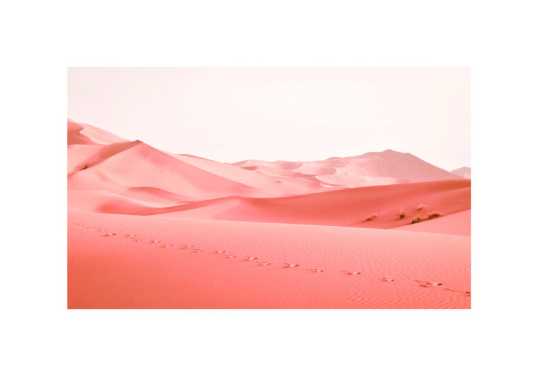 Paisaje desértico con dunas de arena