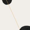Obra abstracta minimalista con formas negras