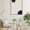 Obra abstracta minimalista con formas negras