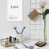 Diseño minimalista de la palabra love