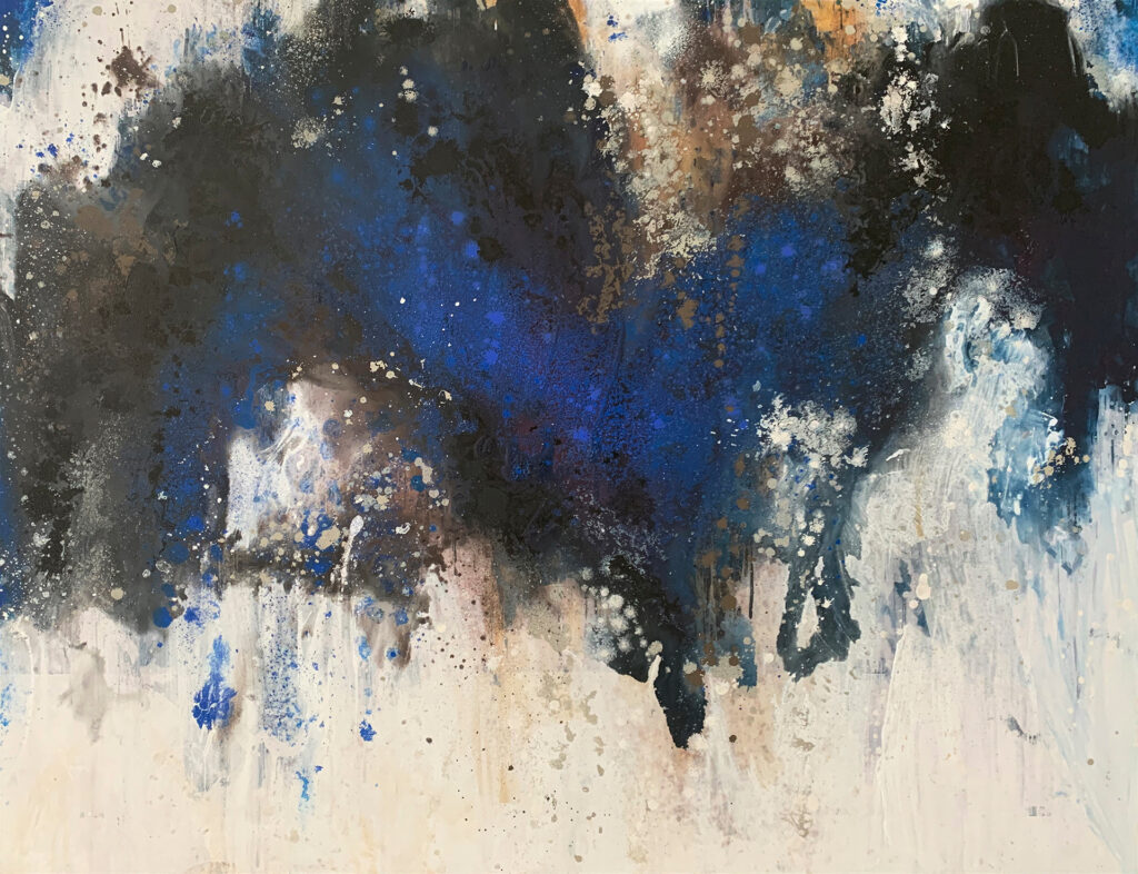 Creación en azul y negro