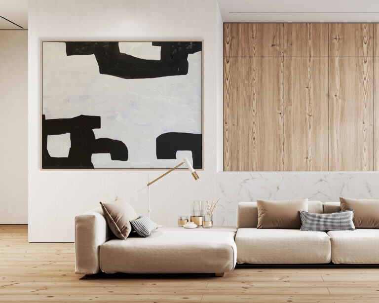 con un estilo abstracto que denota sobriedad.