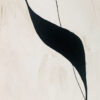 Obra minimalista en crema y negro