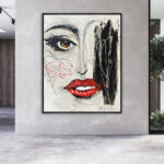 Retrato abstracto contemporáneo decorando salón moderno