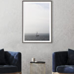 Barco Navegando en Océano Tranquilo