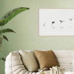 Ave Acuática Elegante en Escena Minimalista