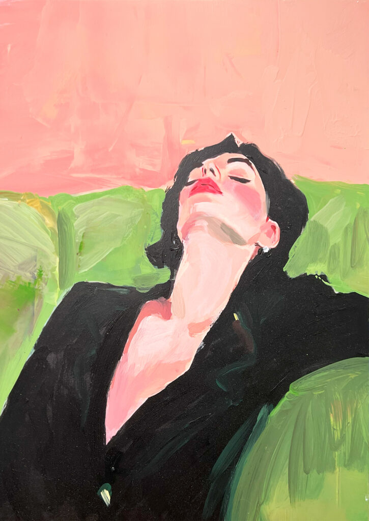 Figura Reclinada Sofisticada: Contraste de Negro