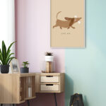 Perro Salchicha Juguetón con Hueso