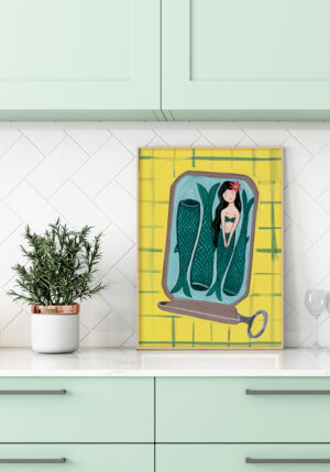 Sirena divertida en lata de sardinas