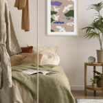 Pájaro minimalista con nubes ilustradas