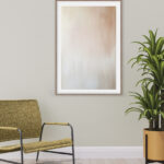 Obra abstracta en tonos beige y melocotón