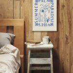 Lámina decorativa Summer Paradise con palmera y tipografía azul