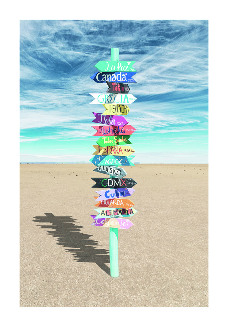 Señal Multicolor de Destinos Turísticos