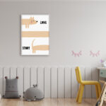 Ilustración Cómica de Perro Alargado