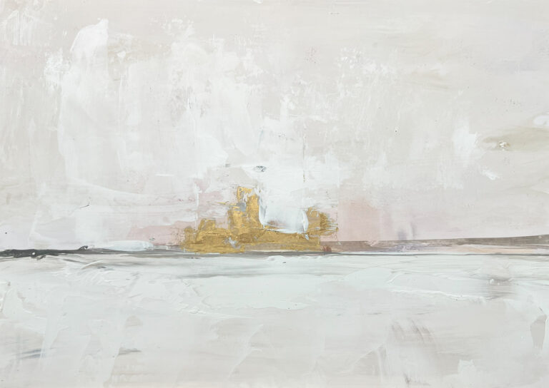 Paisaje Abstracto Sereno: Toques Dorados sobre Neutros Luminosos