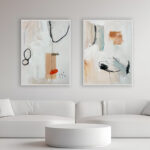 Abstracción Fluida con Toques de Color para Interiores Modernos y Luminosos