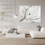 Abstracción Caligráfica en Tonos Beige y Negro para Interiores Nórdicos