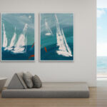 Díptico abstracto en tonos azules en salón moderno junto al mar
