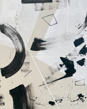 Lienzo abstracto gestual en negro sobre fondo geométrico crema